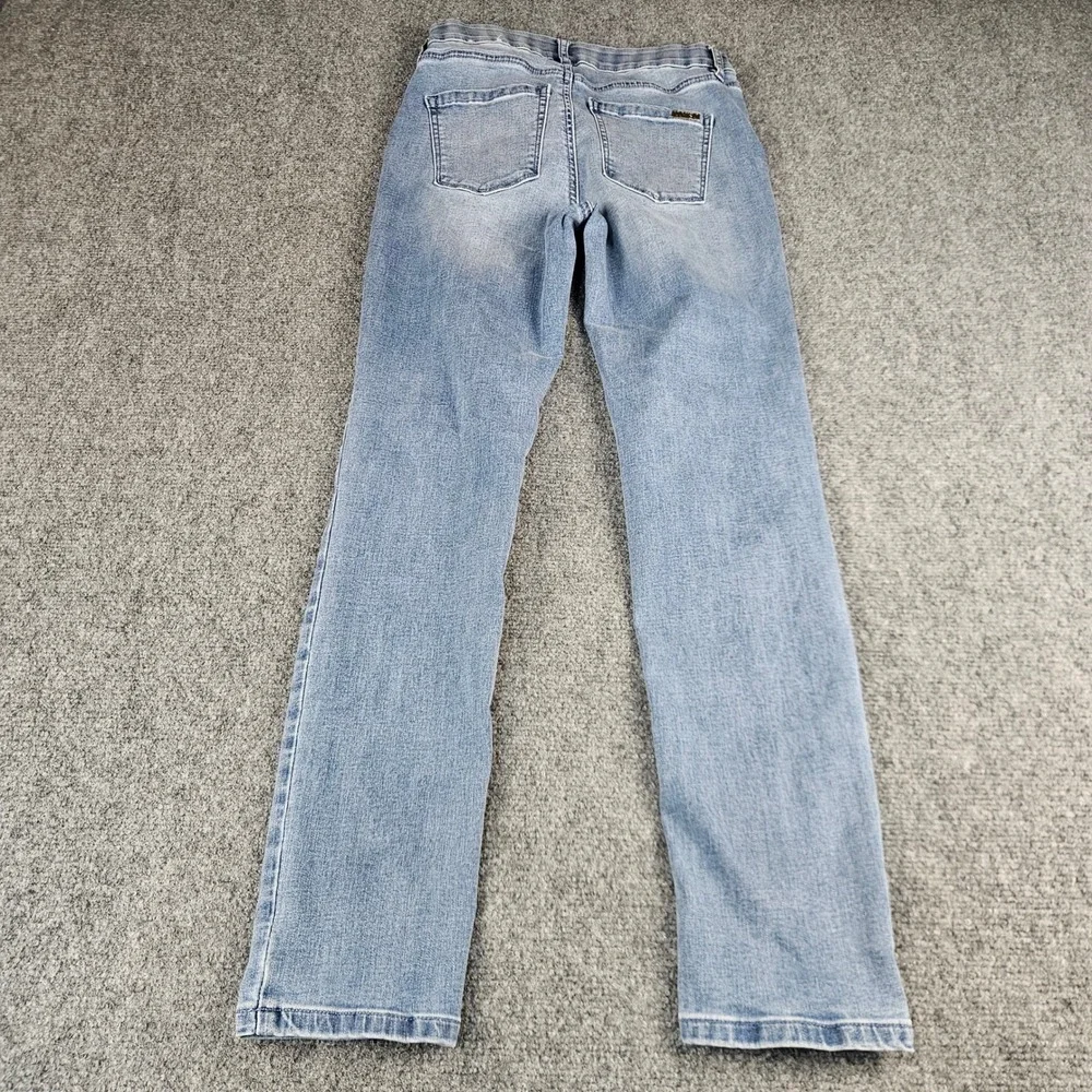 White‎ House Black Market WHBM Straight Leg Jeans Light Wash Blue Size 2